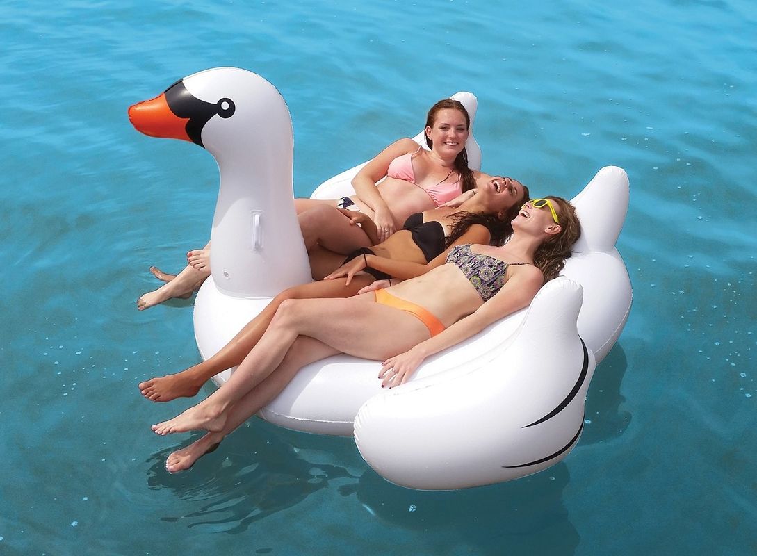 Grandi piscine gonfiabili galleggiante cigno bianco giocattolo galleggiante 190 x 190 x 130 cm