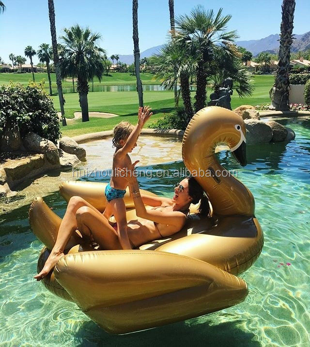 Anello di nuoto gonfiabile nero per le feste Flamingo